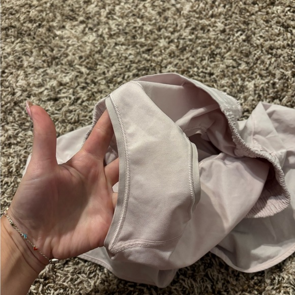 Lululemon hotty hot shorts strawberry milkshake - Picture 6 of 8